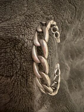 Women’s Chunky Curb Chain Bracelet - Silver